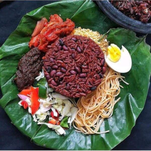 MA LADI WAAKYE
